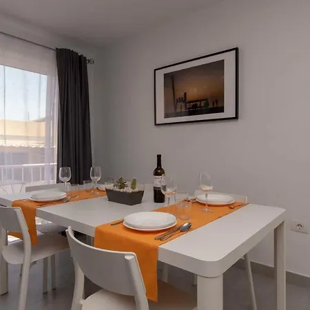 Mego 3 Apartment Los Cristianos (Tenerife)